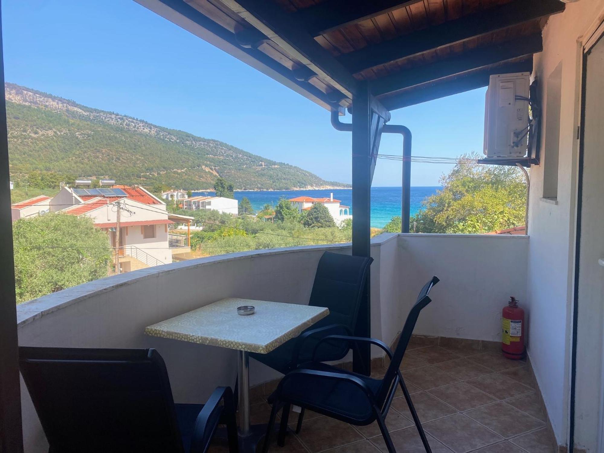 Blue Bay Beach Hotel Koinira Dış mekan fotoğraf