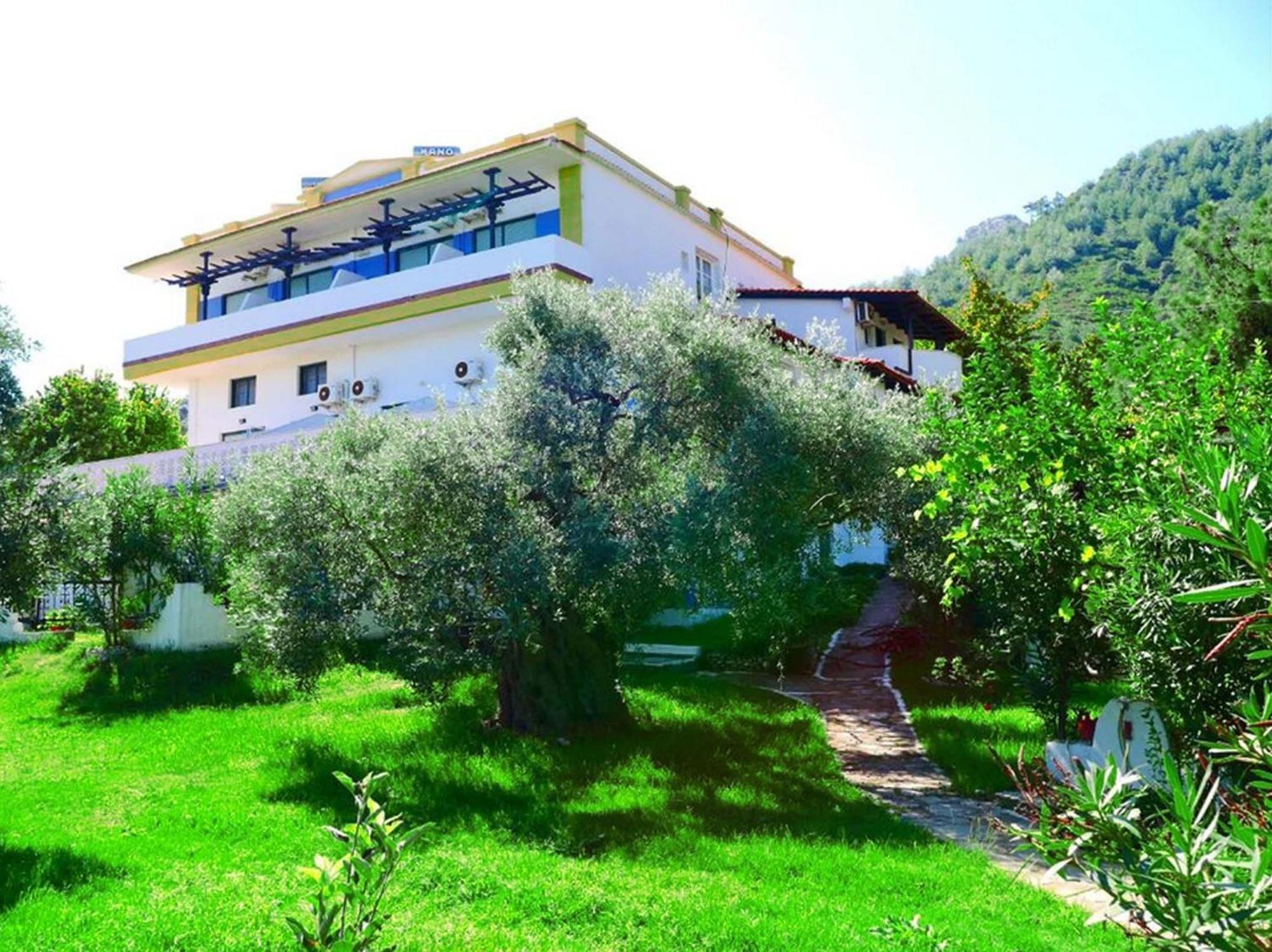 Blue Bay Beach Hotel Koinira Dış mekan fotoğraf